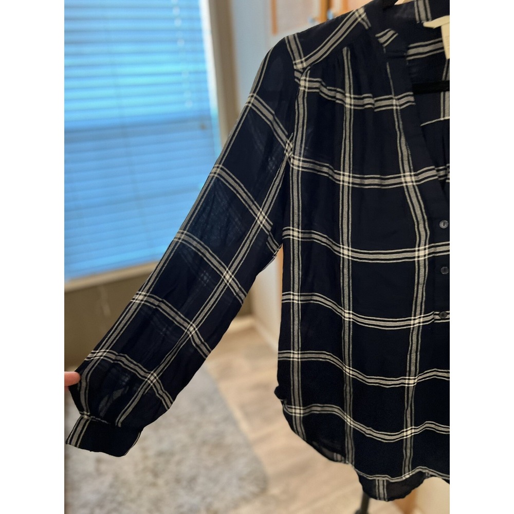 H & M Ladies Blue White Plaid Blouse Tunic Size 6 Business Casual - Picture 2 of 4